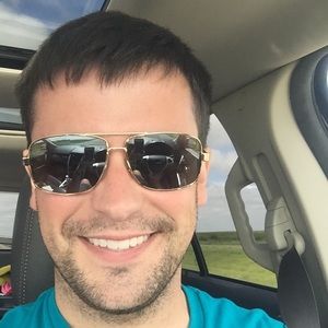 Meet your Posher, Ryan